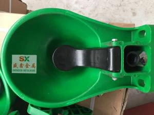 Plastik nga ag-inum ti danum ti baka .